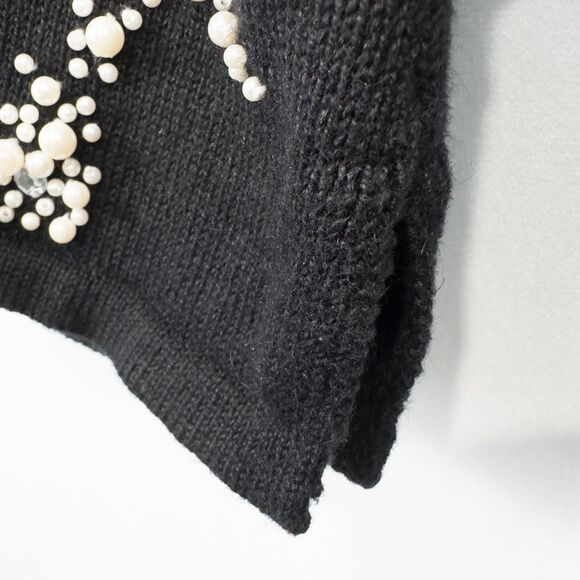 Quacker Factory Pearl Snowflake V Neck Sweater Womens Medium Black Ramie Cotton - Picture 7 of 16